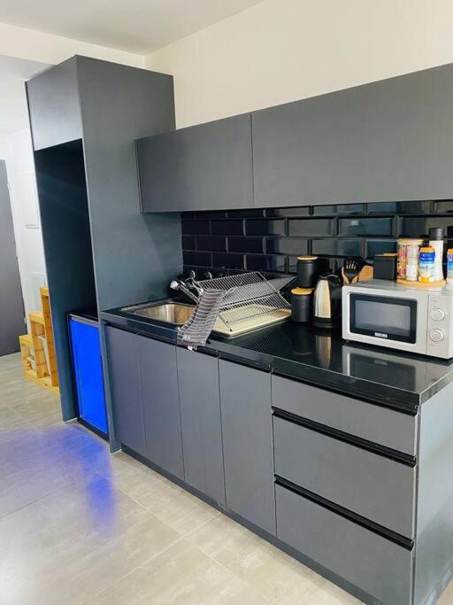 Lovely Flat In The Center 36 Apartment Tel Aviv Exterior photo